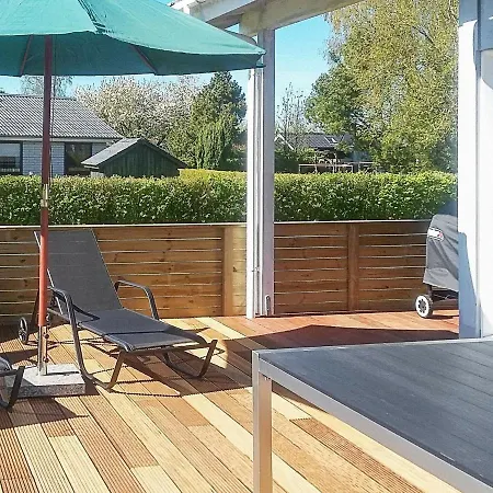 Сasa de vacaciones Four-bedroom Holiday In Sydals 3